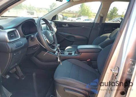 2019 Kia Sorento L из США, поврежденный, VIN 5XYPG4A30KG596489